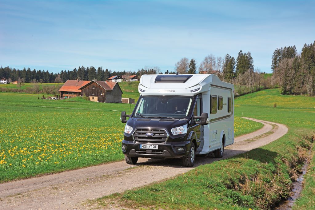 Weinsberg-Cara-Suite-650-MF-Auswahl-1.jpg