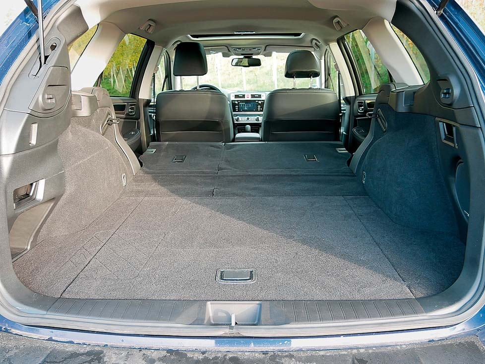 Ladefläche bei umgeklappten Sitzen des Subaru Outback