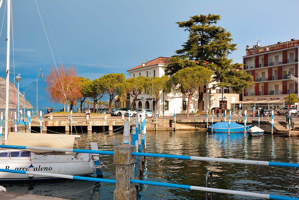 Hafen von Iseo