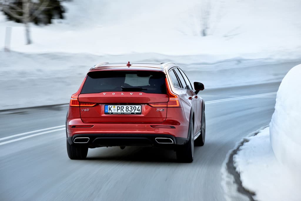 Volvo V60 Cross Country (2019)