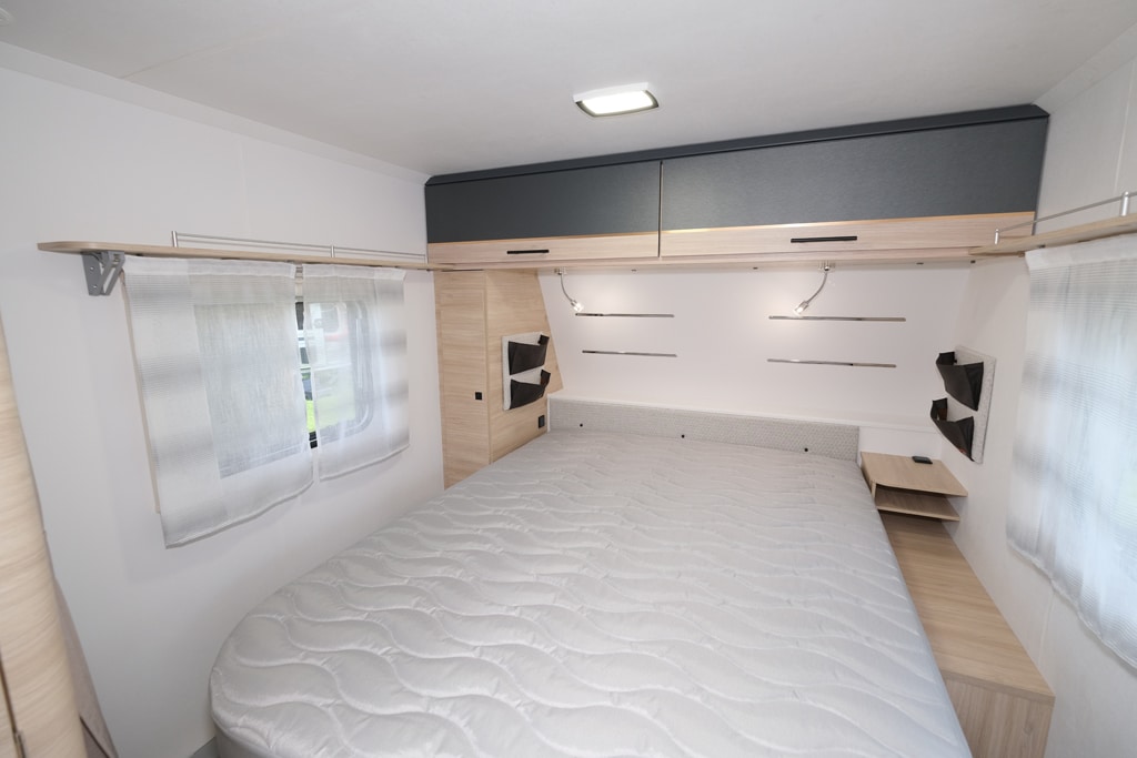 Sterckeman Starlett Graphite Anniversary Queensbett