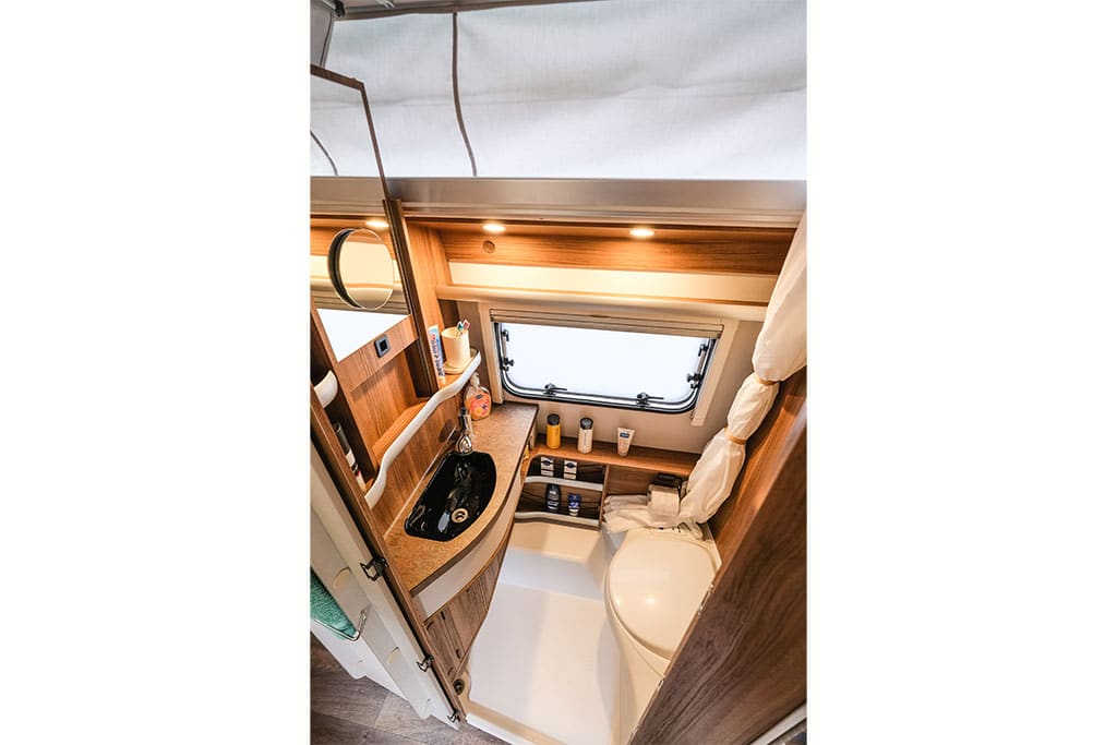 Bad im Eriba Touring 530