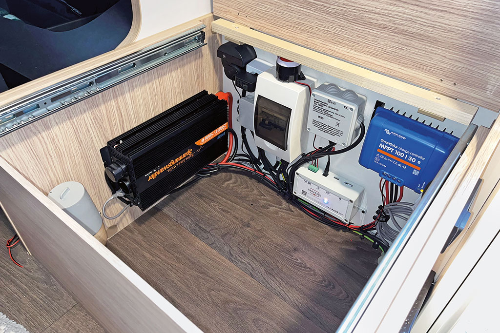 Montage Carasave Alarmanlage