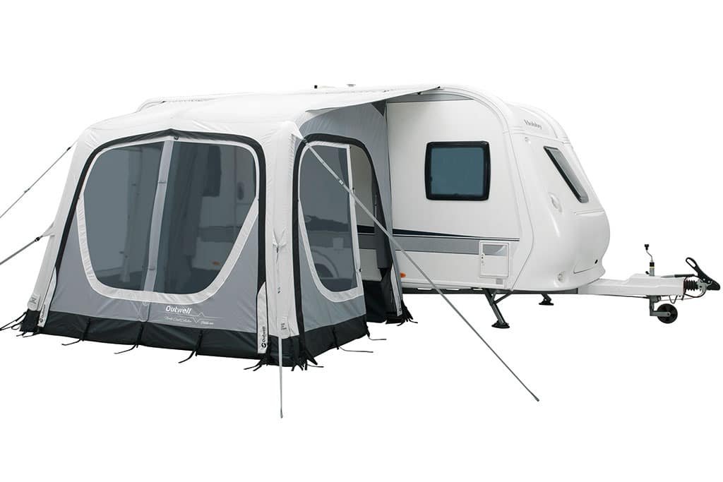 Wohnwagen mit Vorzelt
