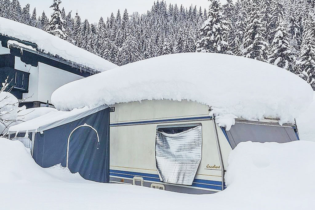 Vorzelt am Wohnwagen