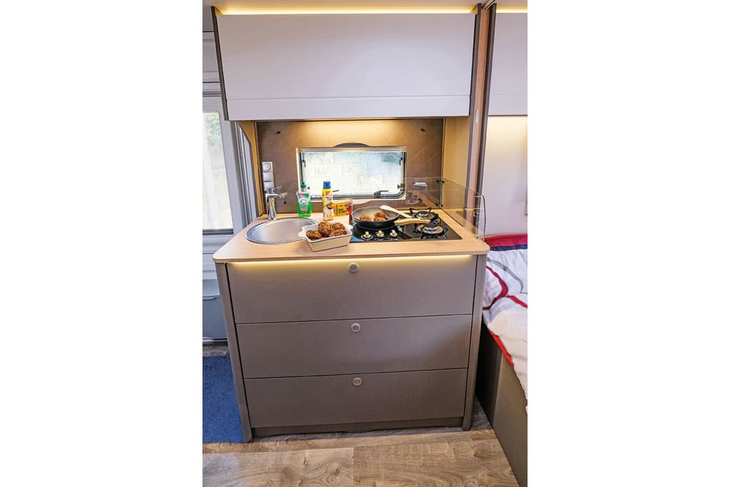 Küchenmodul im Wohnwagen