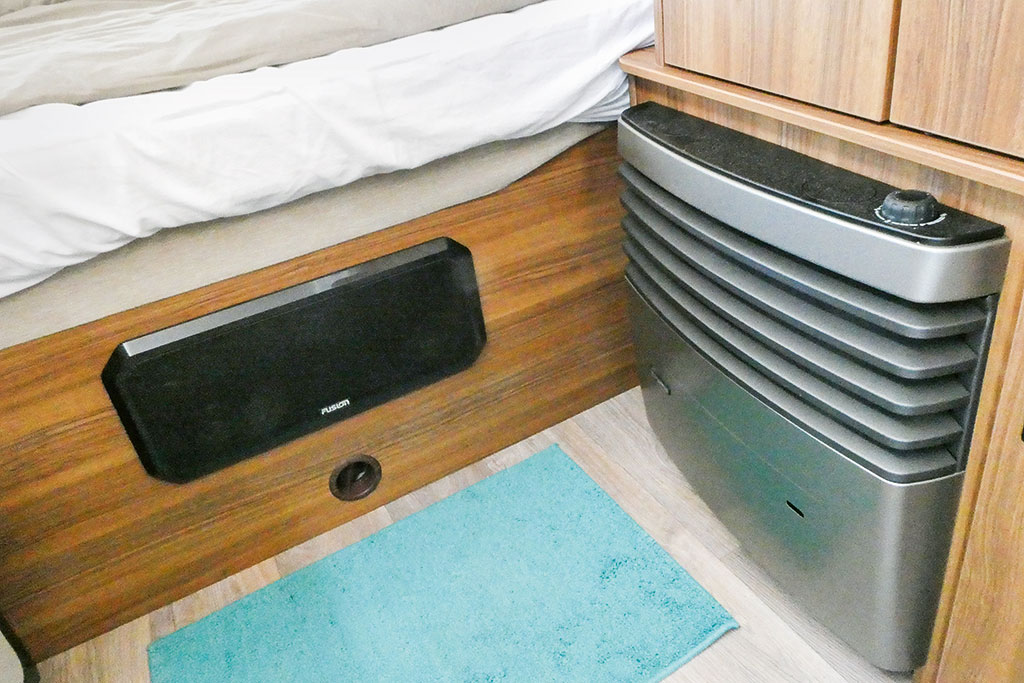 Heizung und Subwoofer