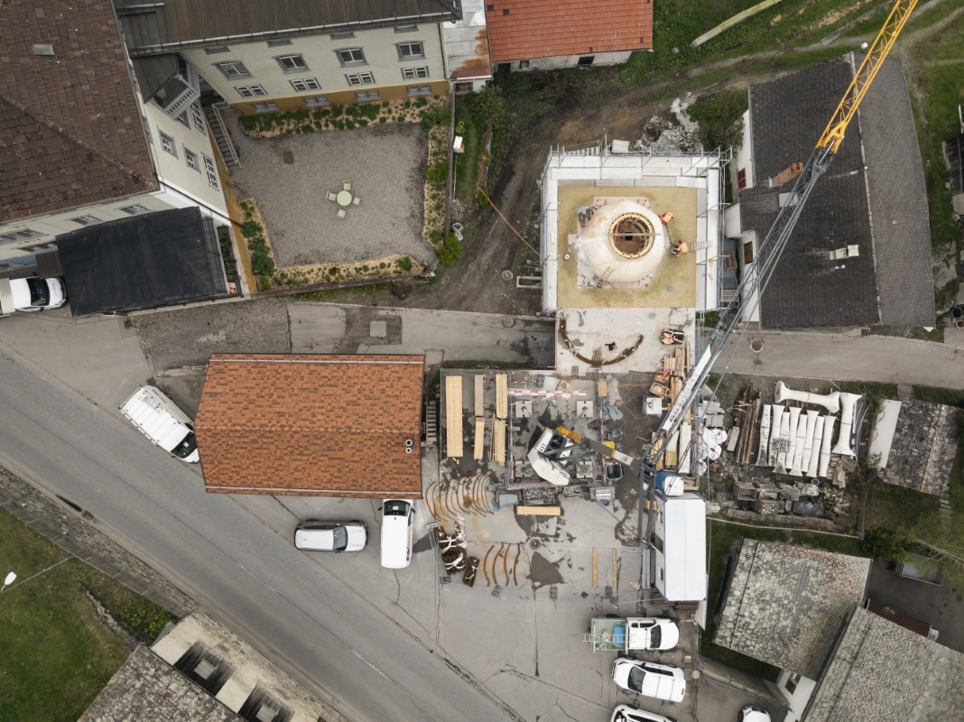 Mehrere Gebäude aus der Luftperspektive